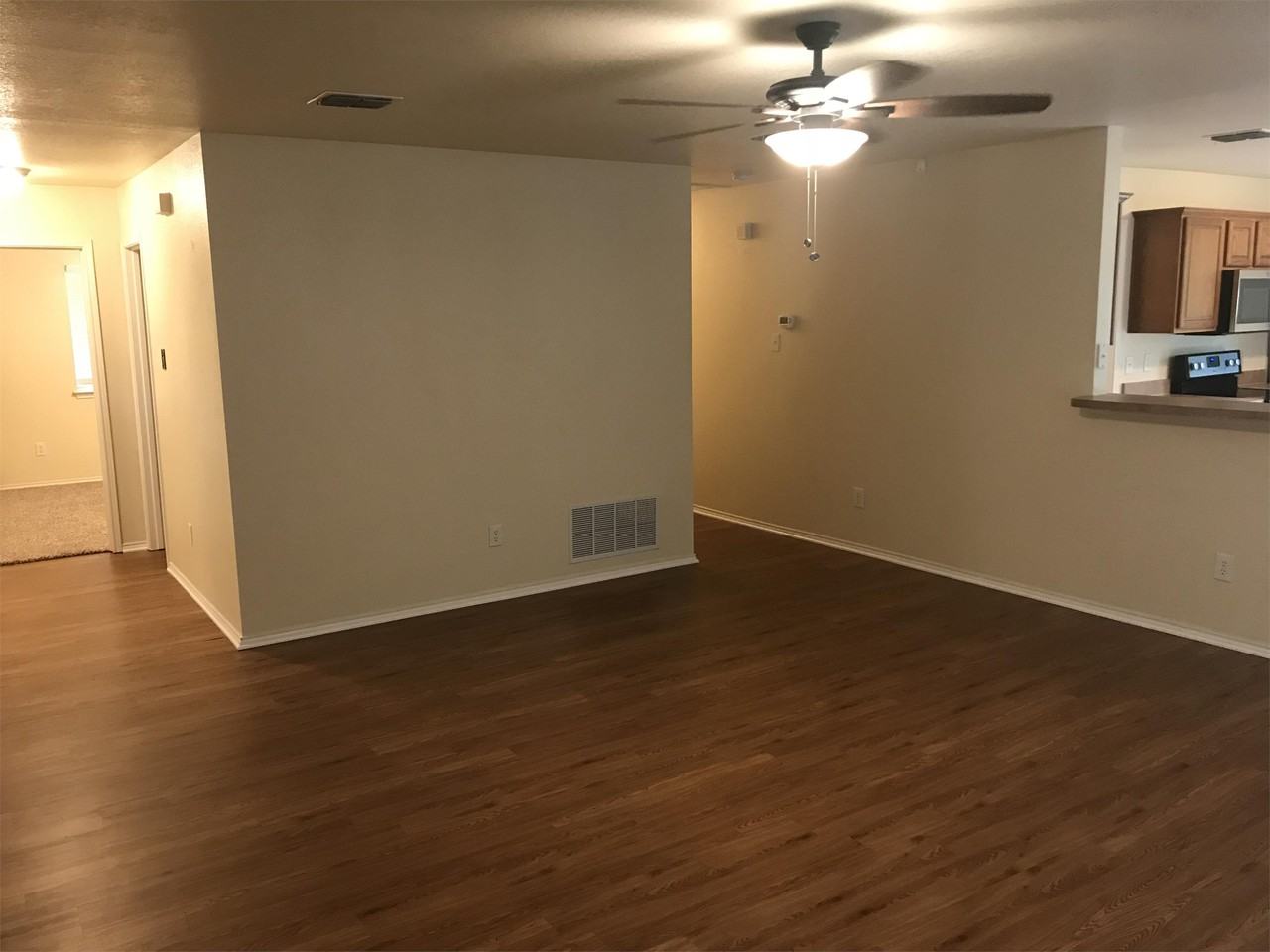 1405 Oak Hollow Ln #1 - Photo 2 of 22