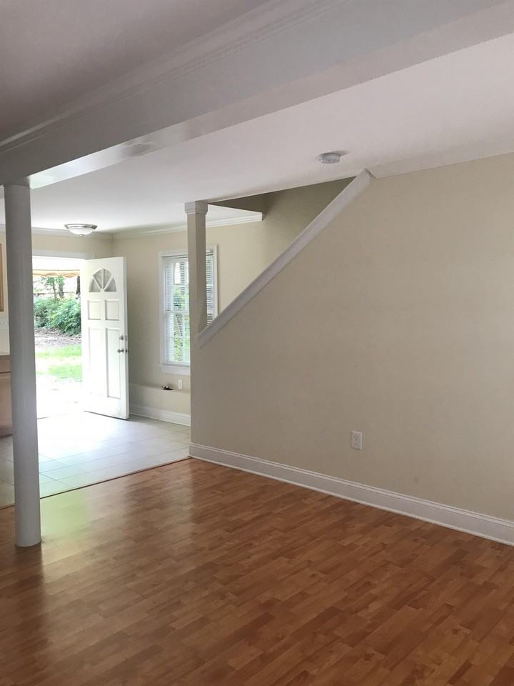 1529 Thomas Ave #C - Photo 5 of 21