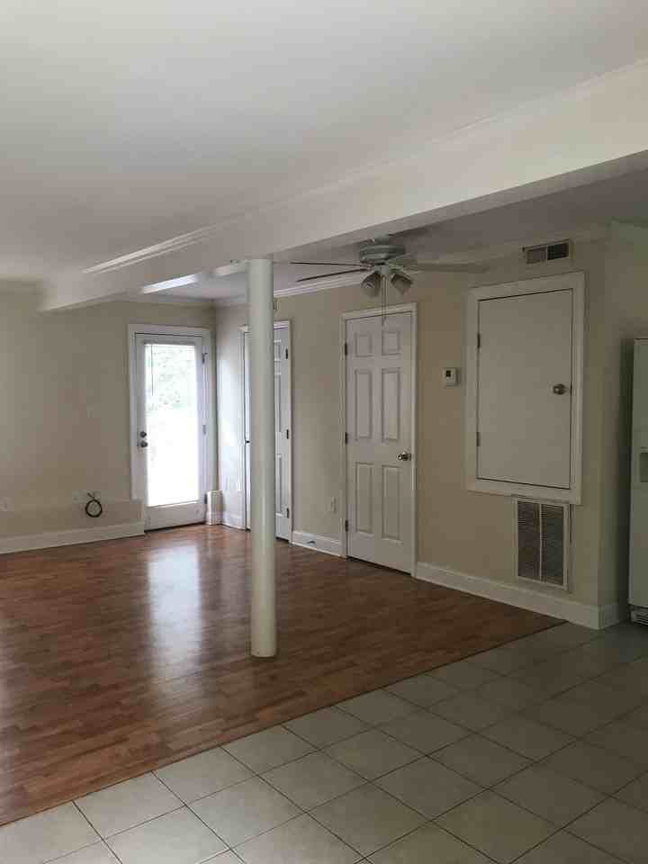 1529 Thomas Ave #C - Photo 6 of 20