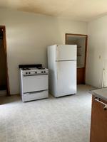 featured image of 827 W 3rd St #4