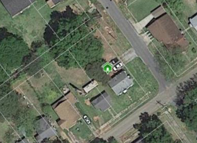 600 Crosley St #1 - Photo 2 of 11