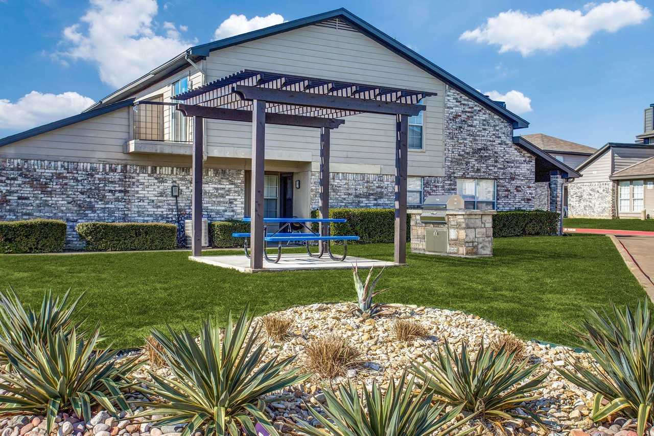 West Creek Townhomes - Photo 3 of 39