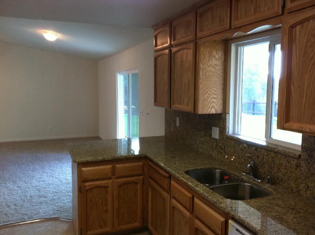 33470 Spreading Oak Ln - Photo 3 of 18