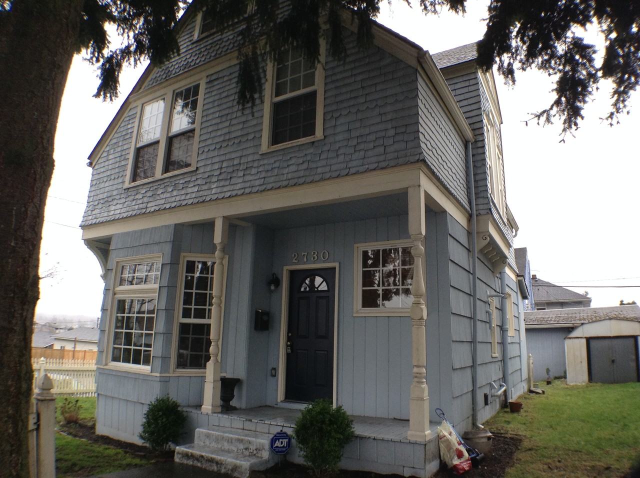 2730 Cedar St - Photo 2 of 21