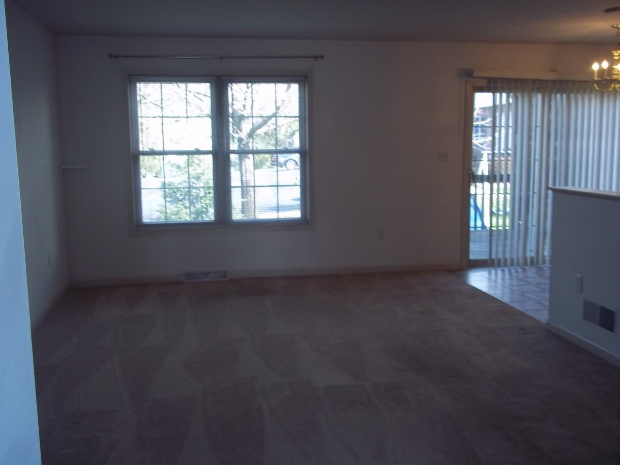 29 Village Dr - Photo 3 of 18