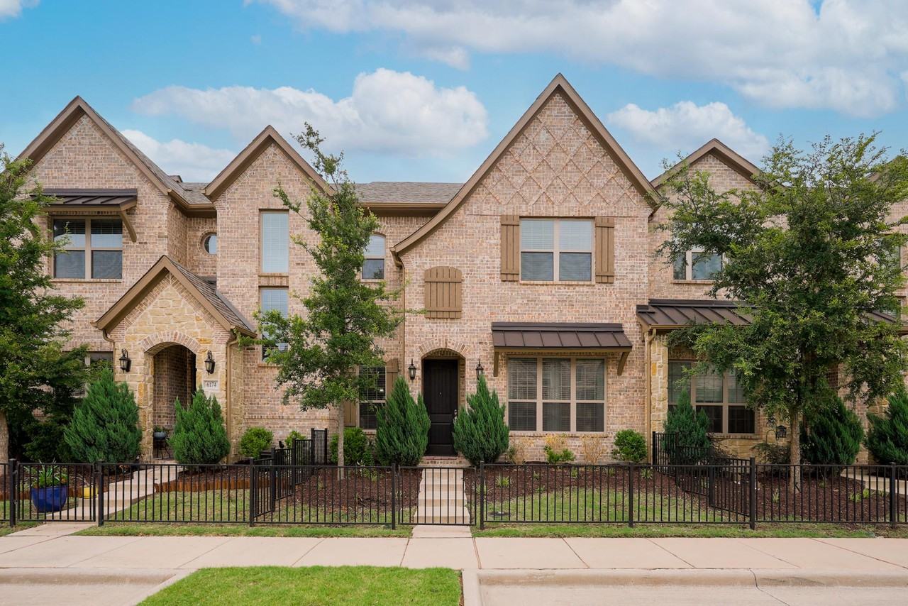 6158 Rainbow Valley Pl #NONE - Photo 2 of 32