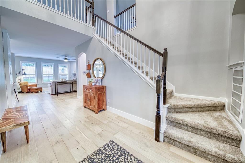 3735 Harvey Penick Dr - Photo 3 of 35