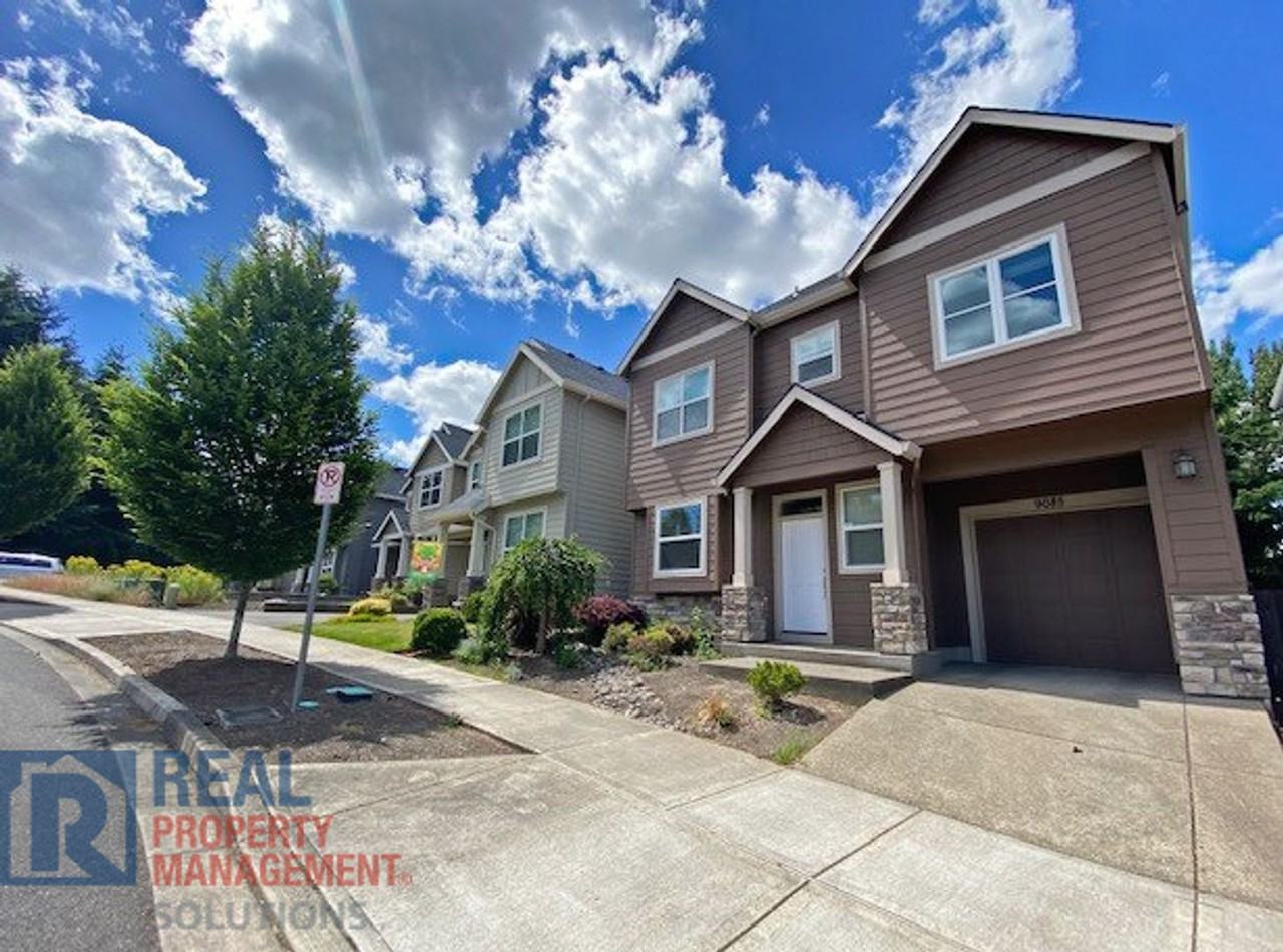 9085 Sw 157th Ave - Photo 2 of 31