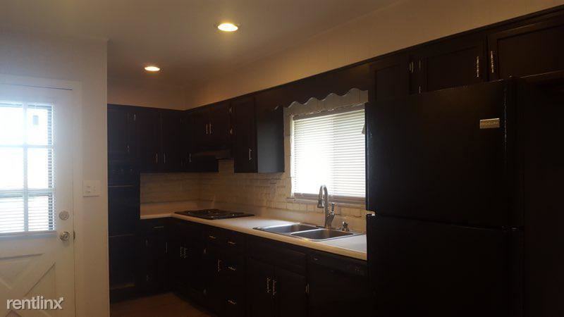 312 Meadow Ave - Photo 2 of 8