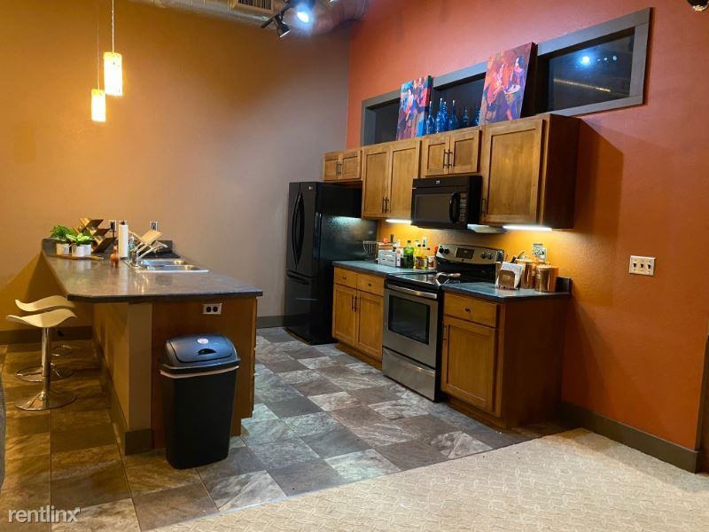 116 116 N Santa fe salina ks - Photo 2 of 9