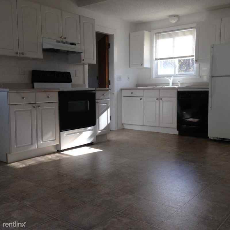 33 33 Forest St 1 - Photo 2 of 10