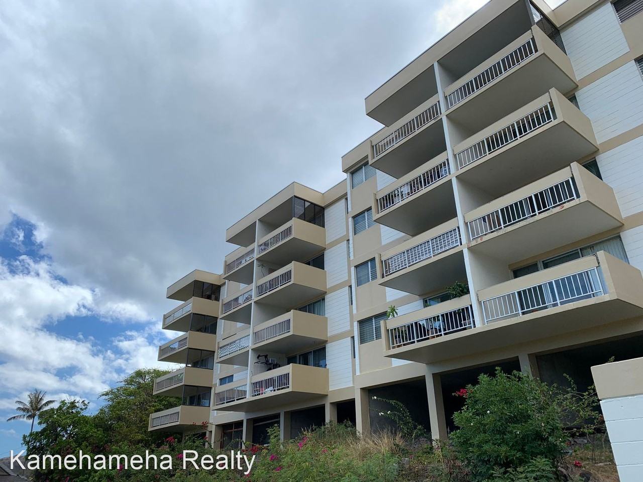 4970 Kilauea Avenue 410 Apartments in Waialae Kahala, East Honolulu