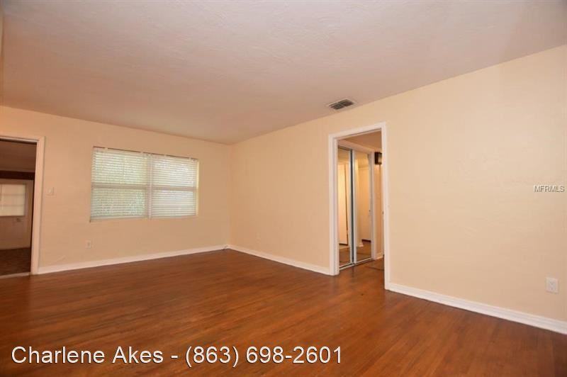 827 Demington St - Photo 2 of 11