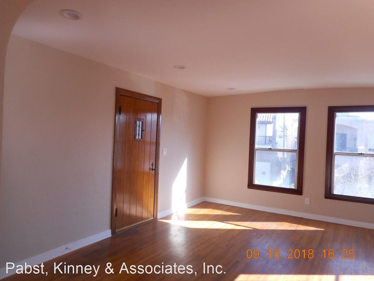 5651-5653  CAMPO WALK - Photo 2 of 23