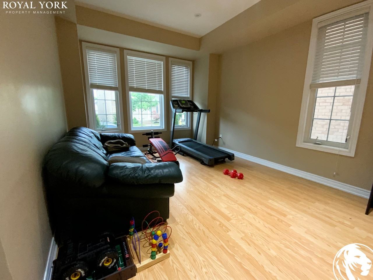 14 Duncan Rd - Photo 2 of 21