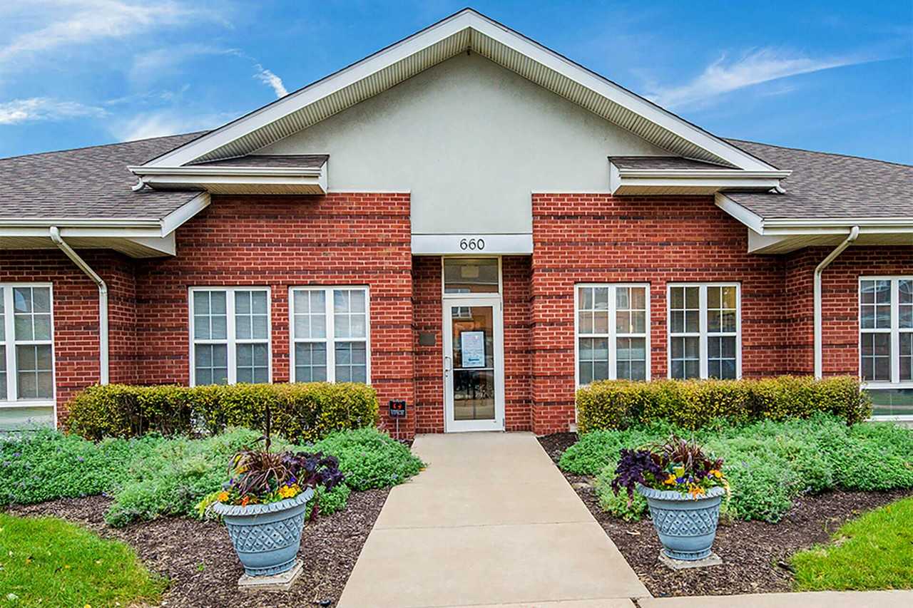 Horace Mann Apartments - Photo 2 of 15