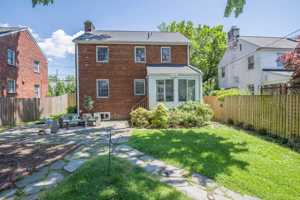 featured image of 9412 Colesville Rd #1