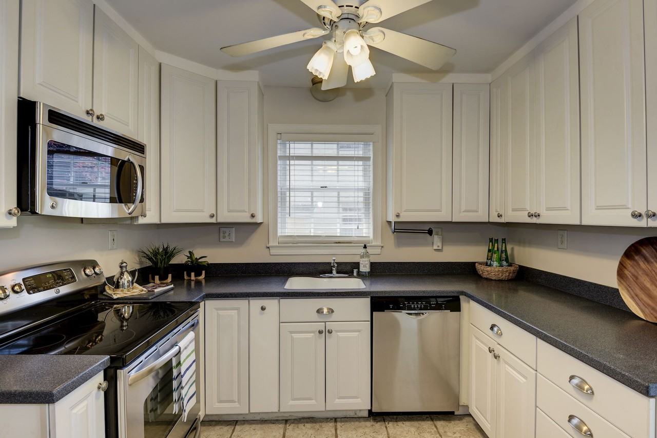 9412 Colesville Rd #1 - Photo 7 of 19