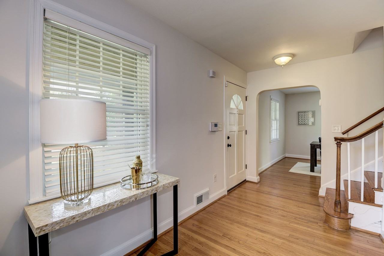9412 Colesville Rd #1 - Photo 4 of 19