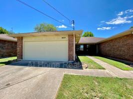 featured image of 3034 W Greenwood St