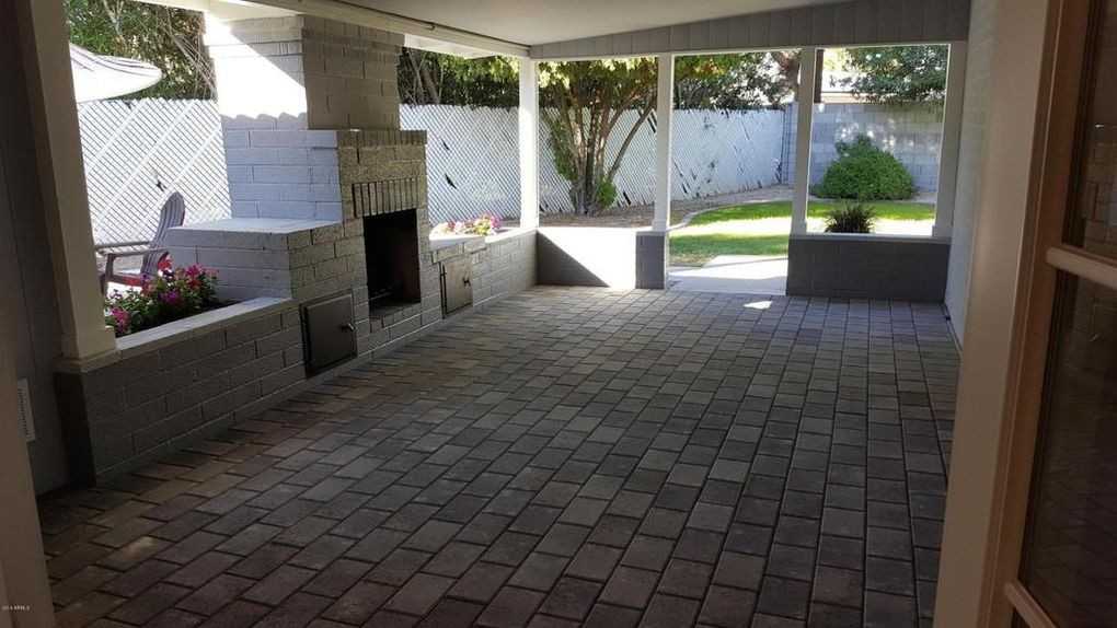 6714 E 6th St #1 - Photo 3 of 9