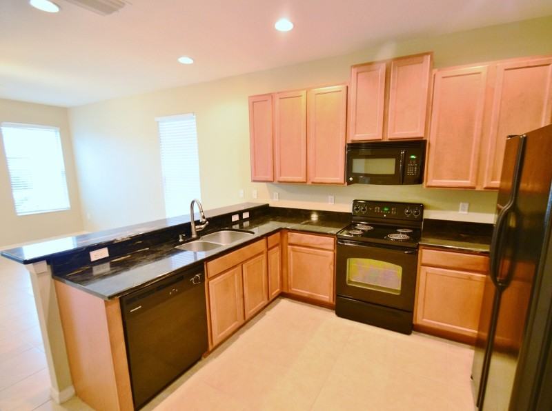 1213 Gentilly Ln - Photo 2 of 6