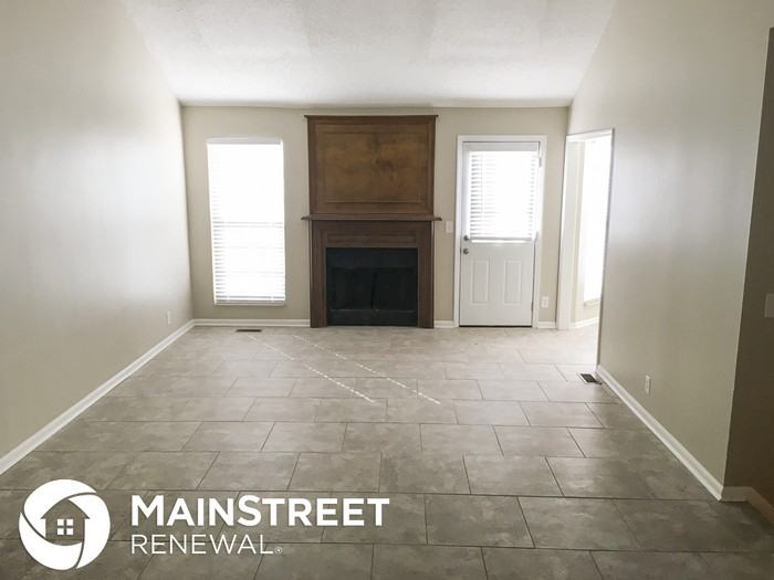 3320 Calais Cir - Photo 3 of 14