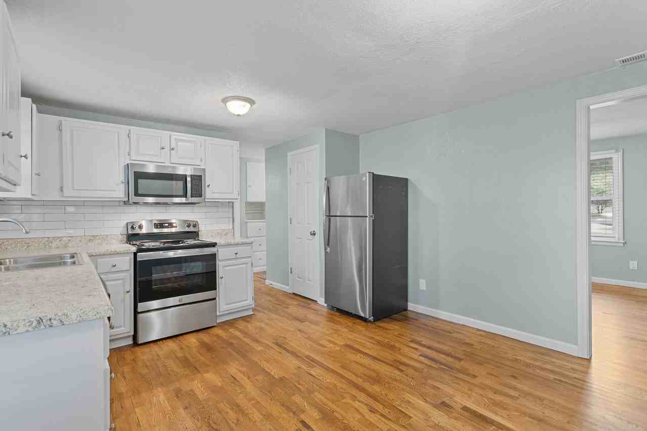 9008 E Gregory Blvd #1 - Photo 4 of 23