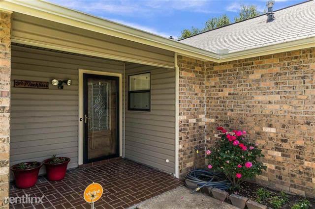 405 Windsor Dr - Photo 3 of 24