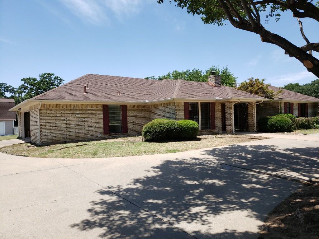 5008 Montclair Dr - Photo 2 of 23