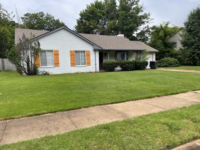 6816 Autumnhill Ln - Photo 2 of 19