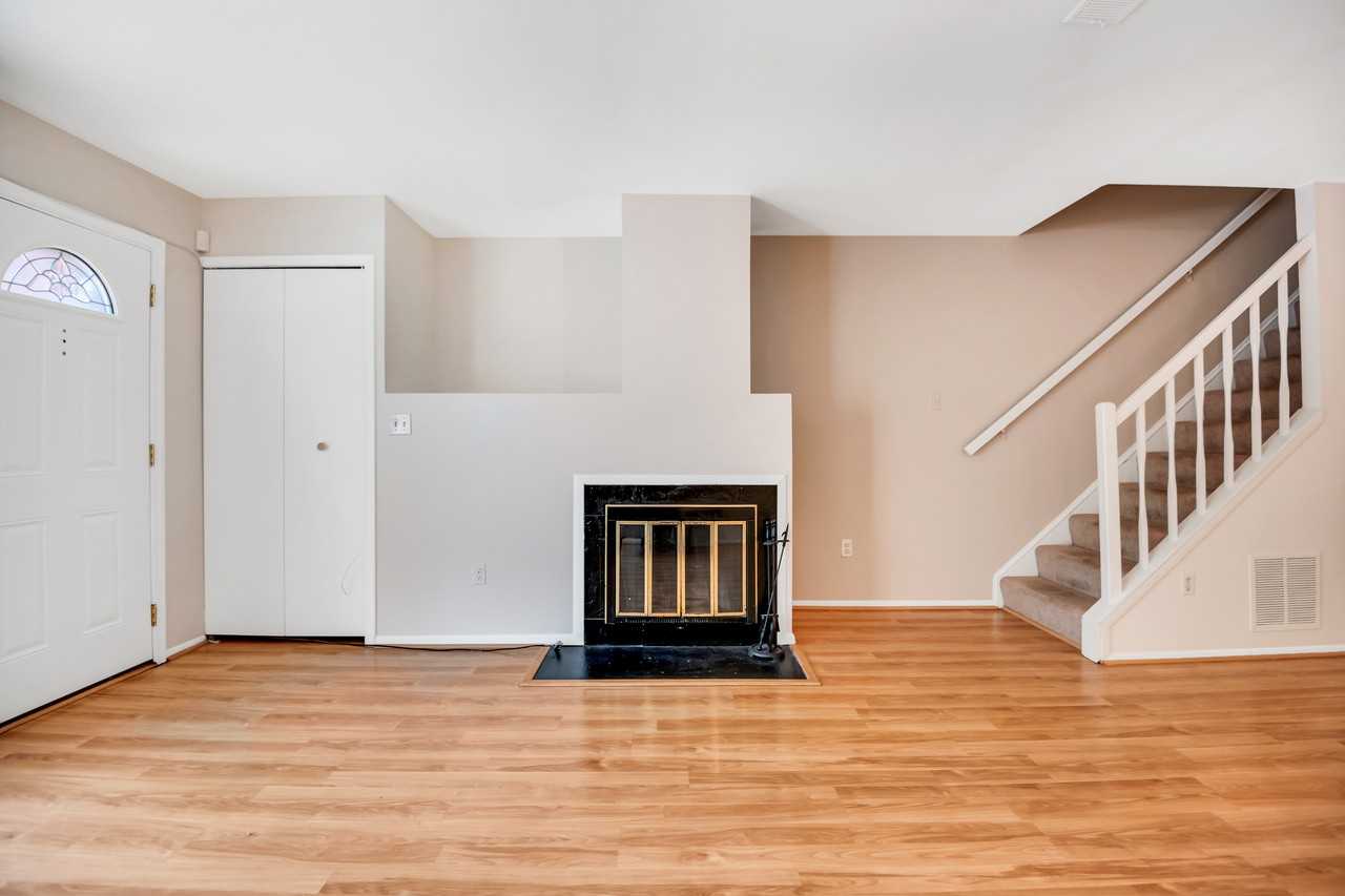 3944 Woodhue Pl #22 - Photo 3 of 20