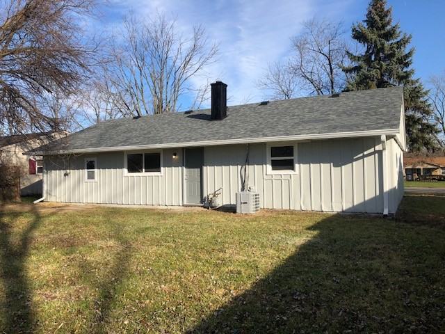 3902 N Mitthoefer Rd - Photo 2 of 12