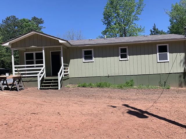 1009 Cousins Rd - Photo 2 of 11