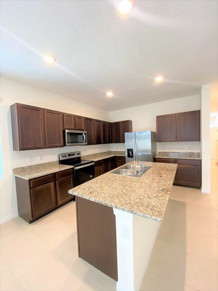 2897 Beluga Bay Dr - Photo 2 of 19