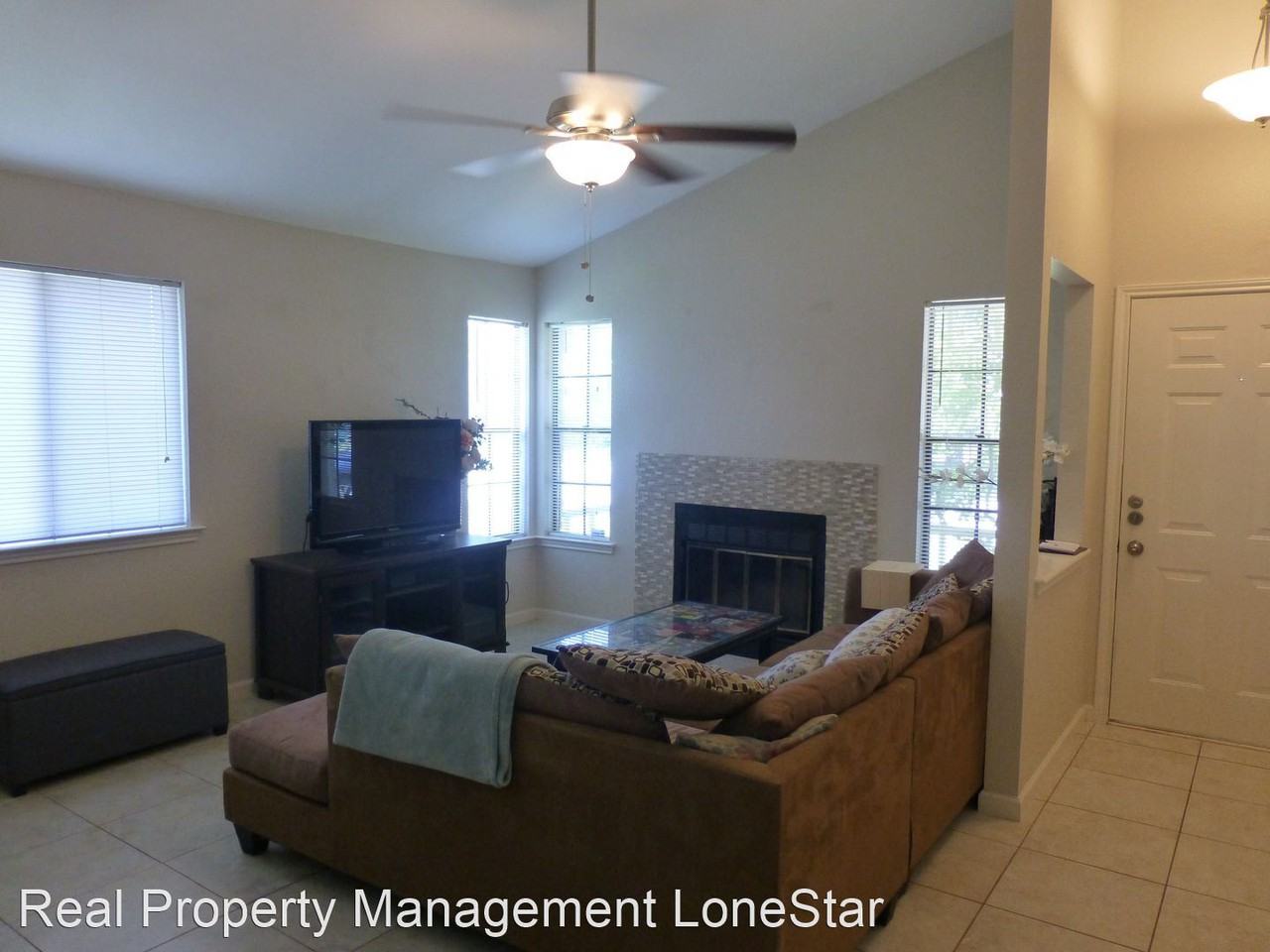 1001 Greenbriar Loop - Photo 2 of 20
