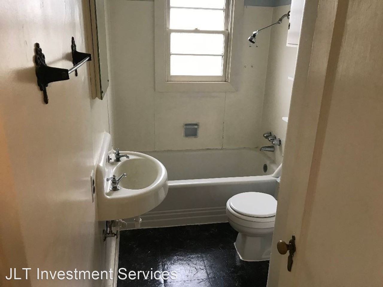 484490 E 14th & 1408 Ferry St Apartments in Cal Young, Eugene, OR