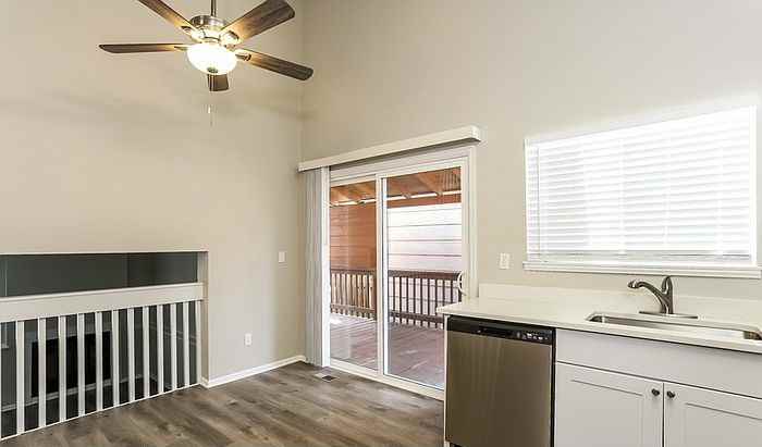 17976 E Bethany Dr - Photo 3 of 9