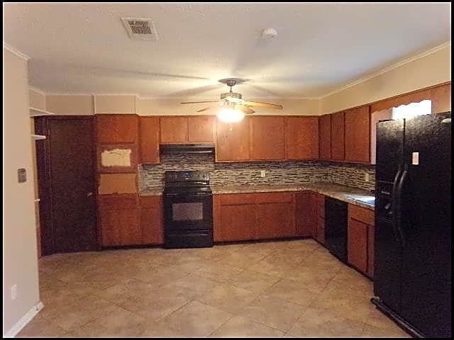 10 Overby Cir - Photo 3 of 9