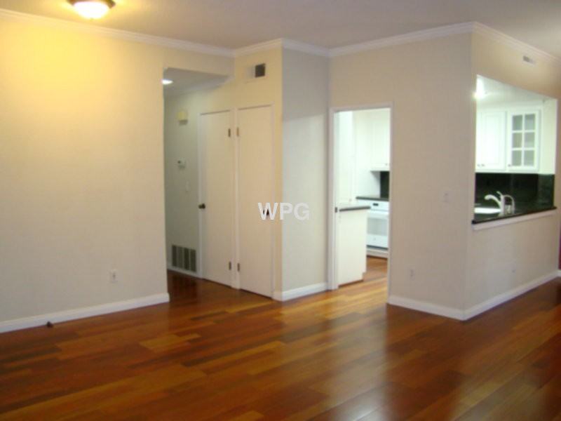 2050 Foxhall Loop - Photo 2 of 14