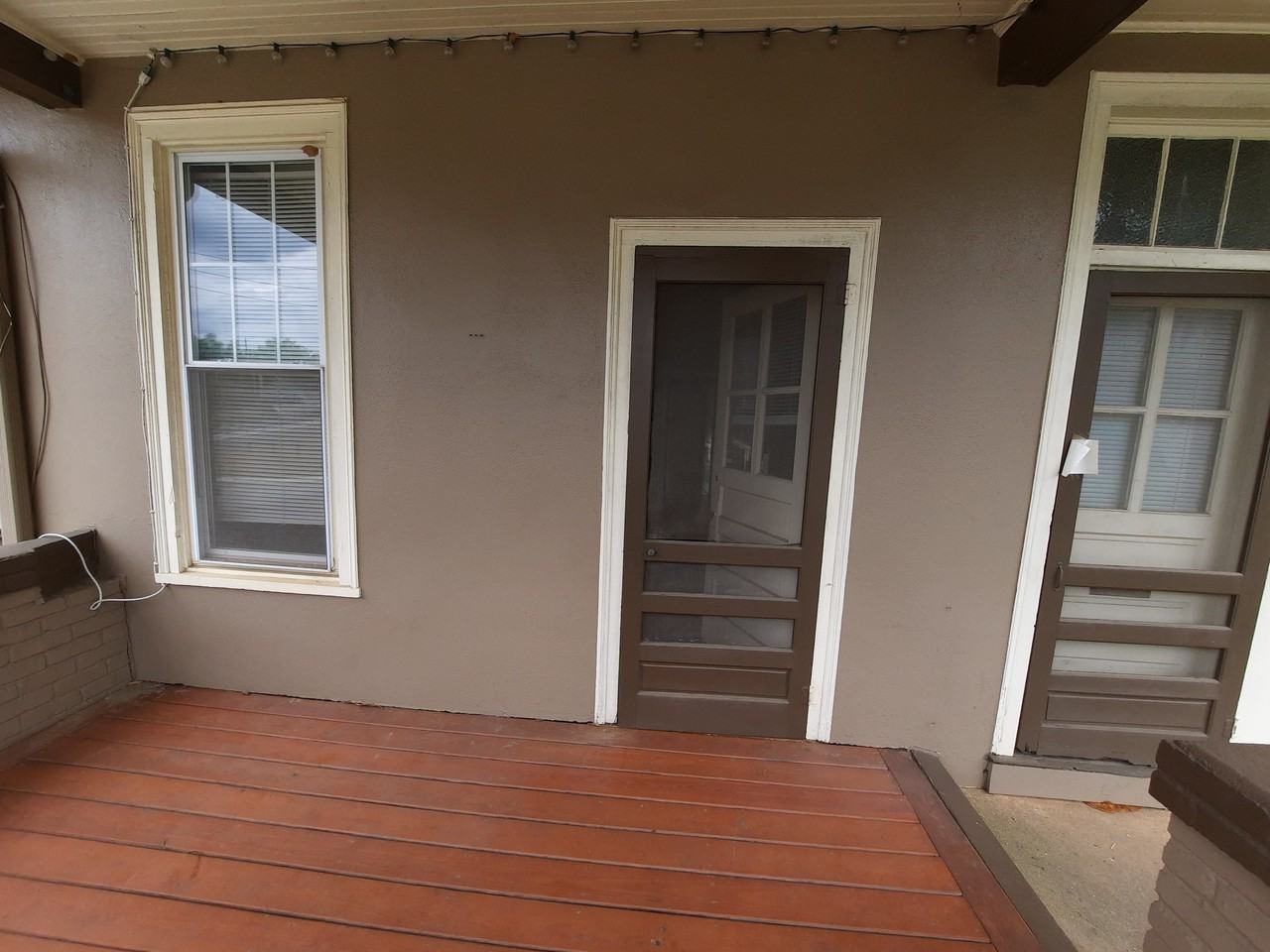 122 S Spruce St - Photo 2 of 24