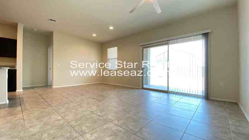 30732 W Picadilly Rd - Photo 6 of 23