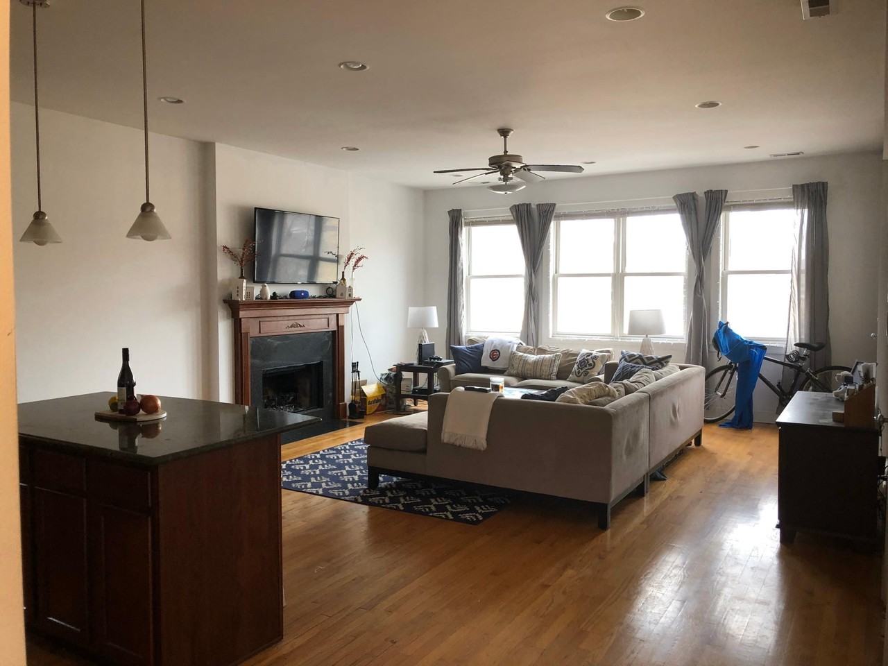 915 West Dakin Street - Garden - Photo 3 of 47