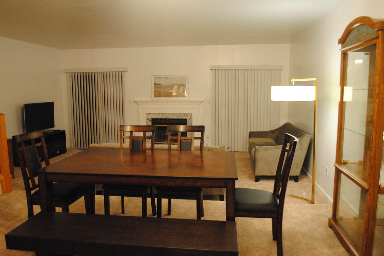 9641 Horsham Drive - Photo 3 of 8