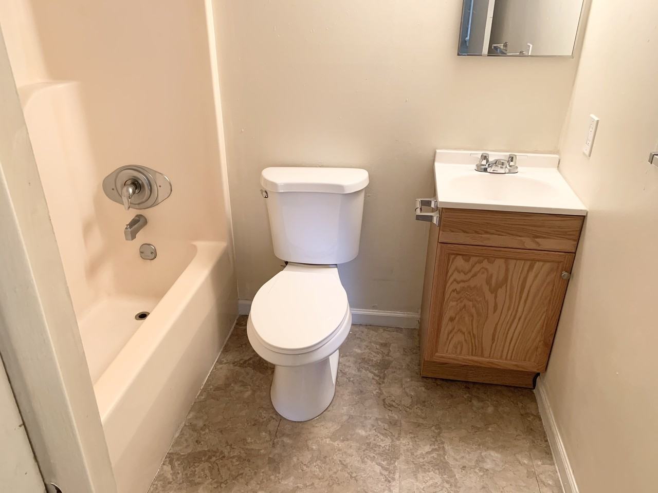 331 West Felton Avenue - Photo 3 of 8