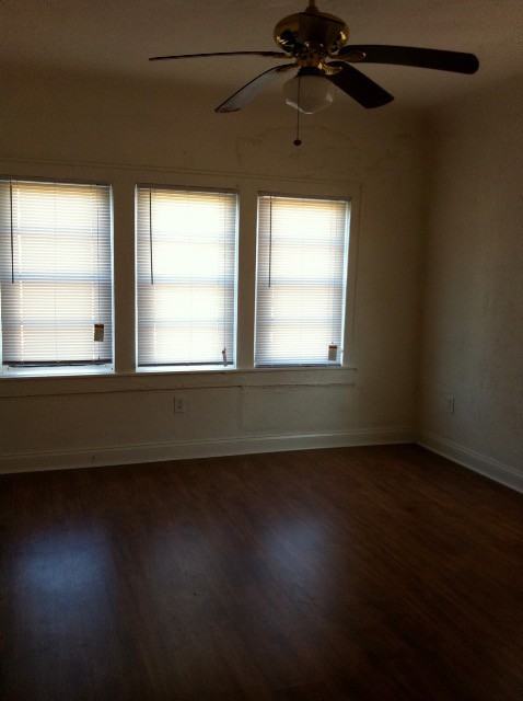 Grandview Manor - Photo 5 of 10