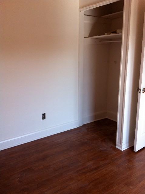 Grandview Manor - Photo 7 of 10