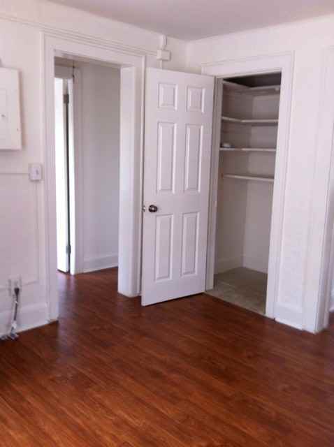 Grandview Manor - Photo 3 of 10