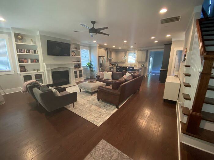 137 Flora Ave Ne - Photo 3 of 30