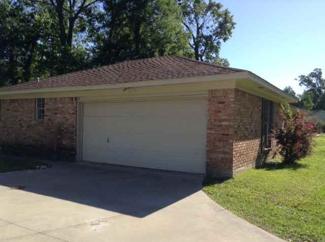 322 Pinemont Dr #1 - Photo 2 of 23